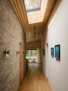 Residence On The Edge Of National Forest