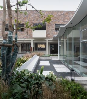 Qingyi Lodge