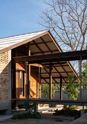 Nok-Khok House