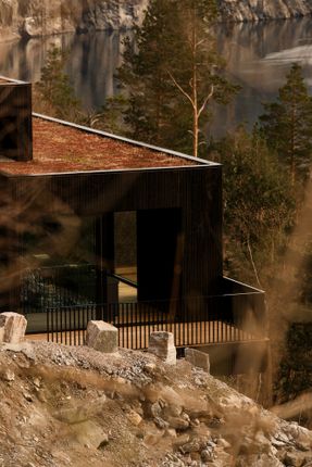18-07 Holiday Home