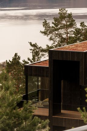 18-07 Holiday Home