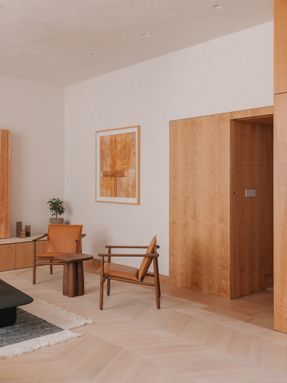 Treehouse Apartment
