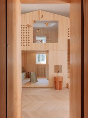 Treehouse Apartment