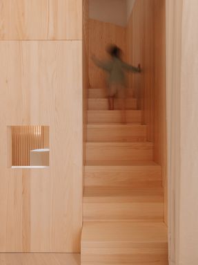 Treehouse Apartment