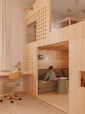 Treehouse Apartment
