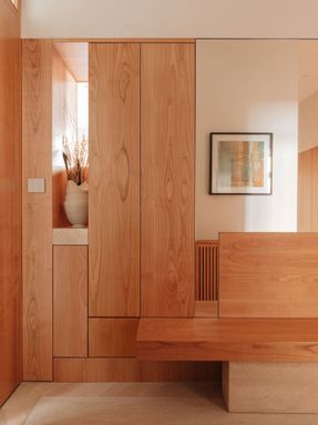 Treehouse Apartment