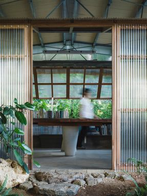 Studio In Gushichan
