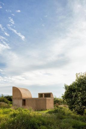House 720 Degrees