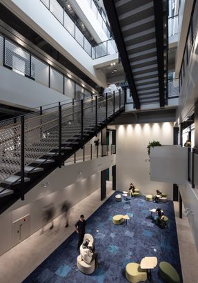 Hannan University Building 4