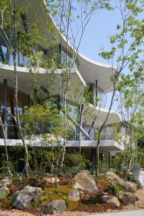 Earth House