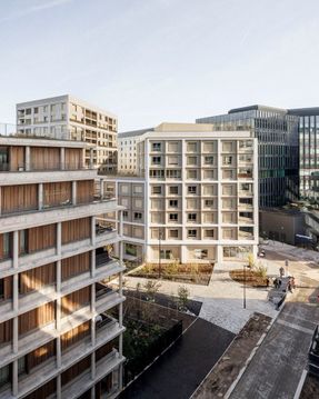 Neighborhood In Paris - Media Library And Family Flats, Student Residence, And Social Housing Units
