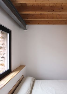 Emptied House – Seasonal Refuge In Soto De Sepúlveda, Segovia