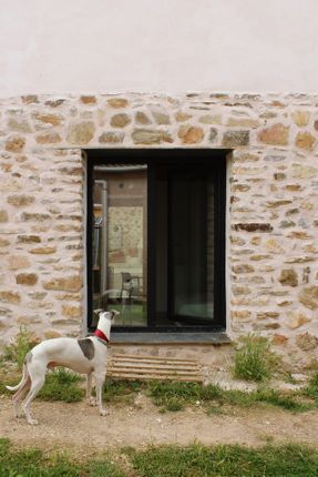 Emptied House – Seasonal Refuge In Soto De Sepúlveda, Segovia