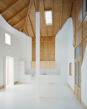 Cut(Outs) House – Ceiling, Walls And Pillar