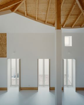 Cut(Outs) House – Ceiling, Walls And Pillar