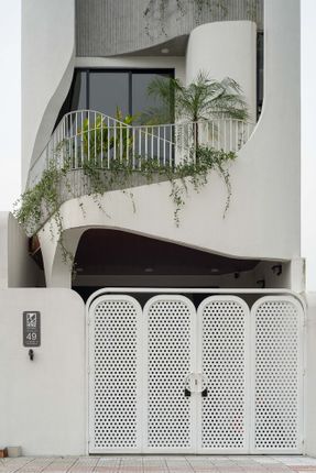 Hoikieng19 House