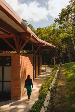 Córrego Do Bispo Linear Park