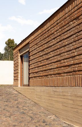 Arupo House