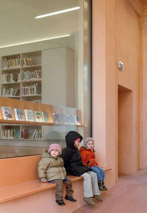 Library In Červený Kostelec