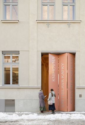 Library In Červený Kostelec