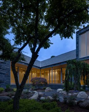 Lakeside Residence