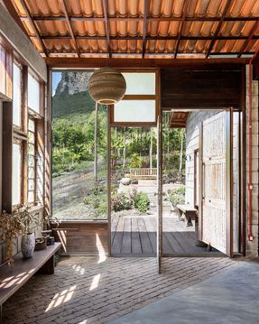 Carcará House
