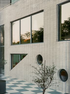 Art 1 Office