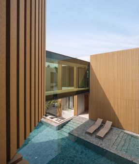 Axis Of Growth House