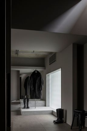 Room 1101 / Form