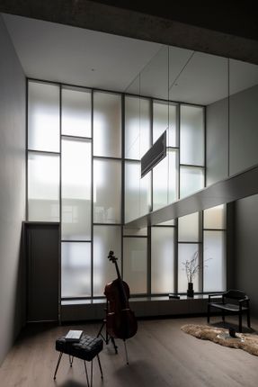 Room 1101 / Form