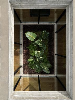 House Cr