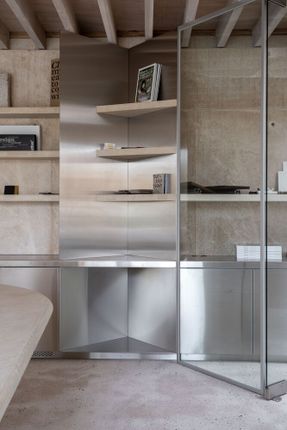 Zwarte Fles Residence