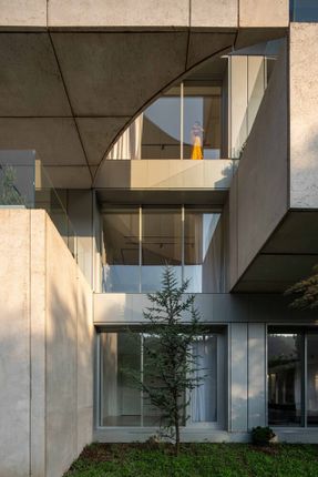 Double Side House