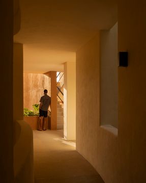 Carpinteros Residential Building