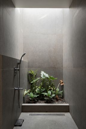 Vault House