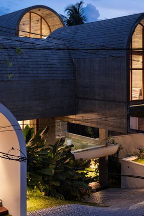 Vault House