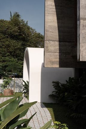 Vault House