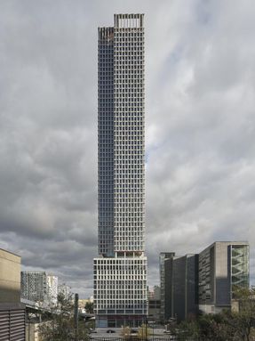 900 Saint-Jacques