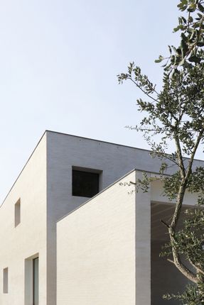House DD