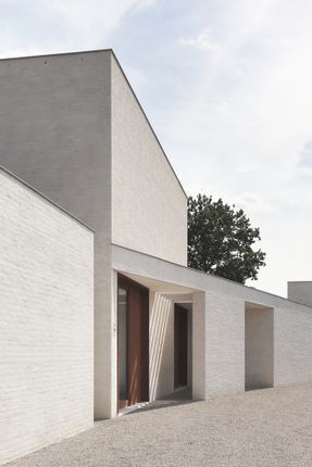 House DD