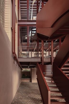 Rosadoce Commercial Building