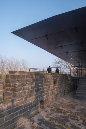 Jingzhou City Wall Archaeological Site Exhibition Pavilion