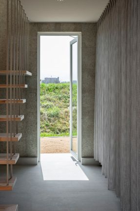 The House That Creates A View