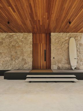 Loredo House Navc01