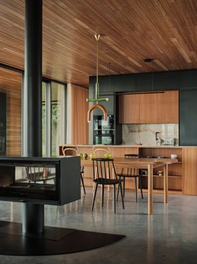 Loredo House Navc01