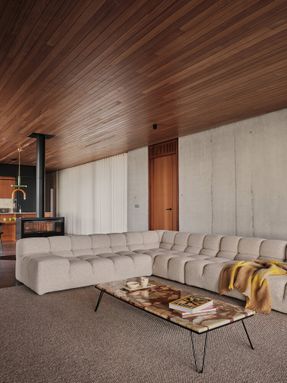 Loredo House Navc01