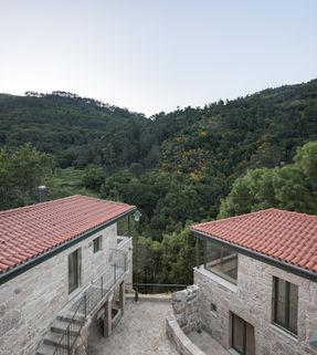 The Sister Houses