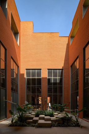 Prestige University