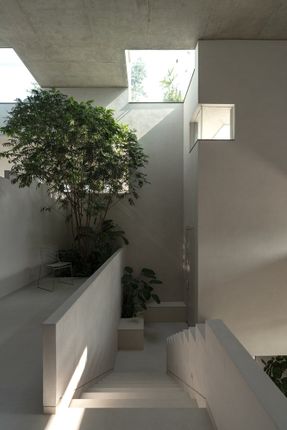 Stepped Well House