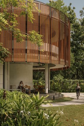 Nirava Ayurveda Holistic Centre